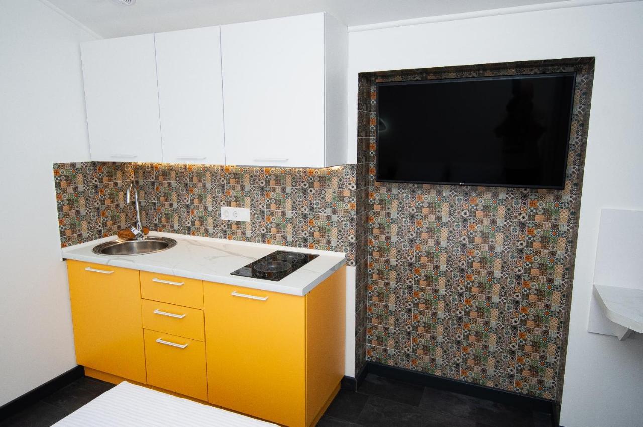 Suites On Chaikovskogo Odessa Buitenkant foto