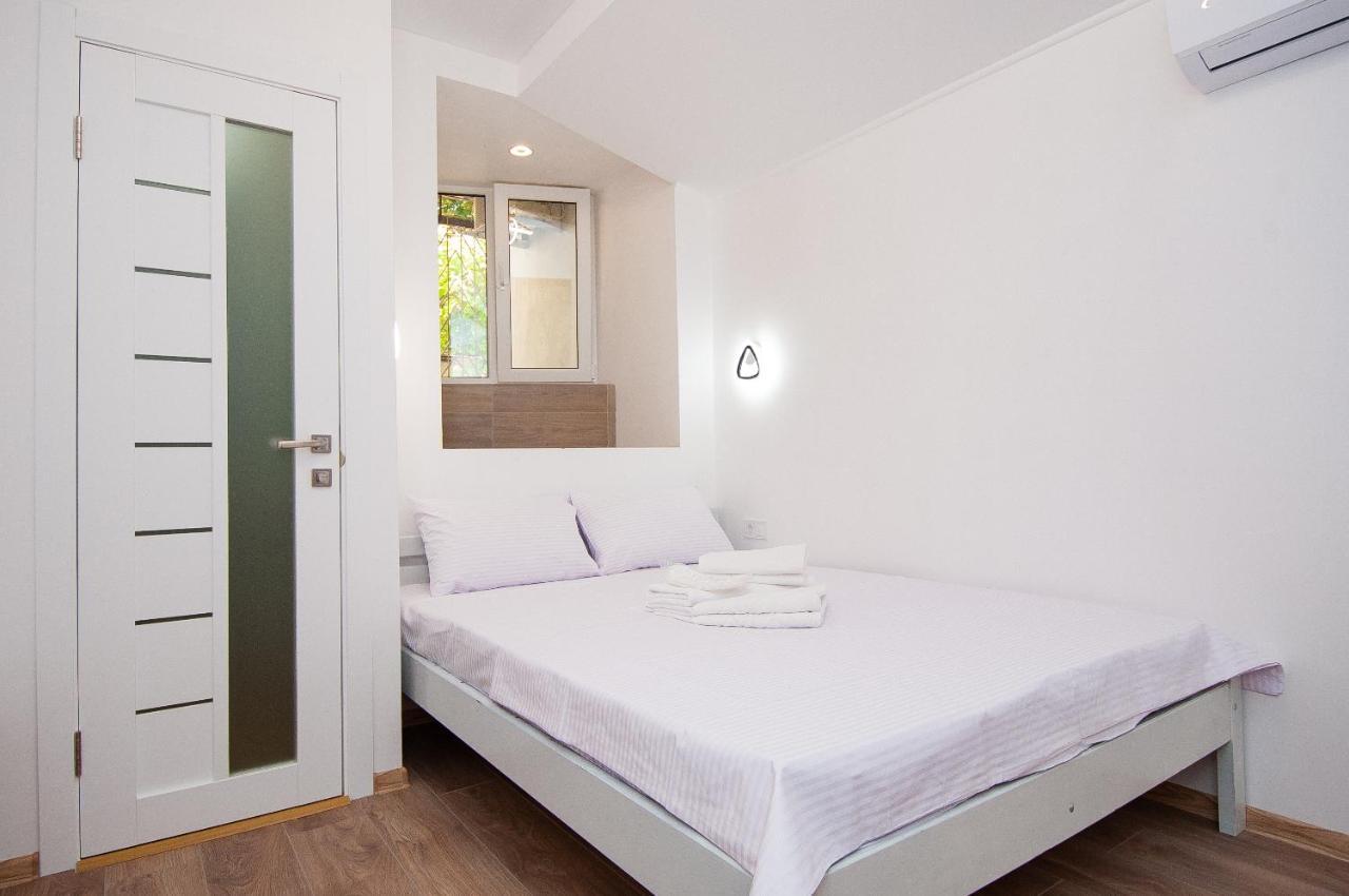Suites On Chaikovskogo Odessa Buitenkant foto