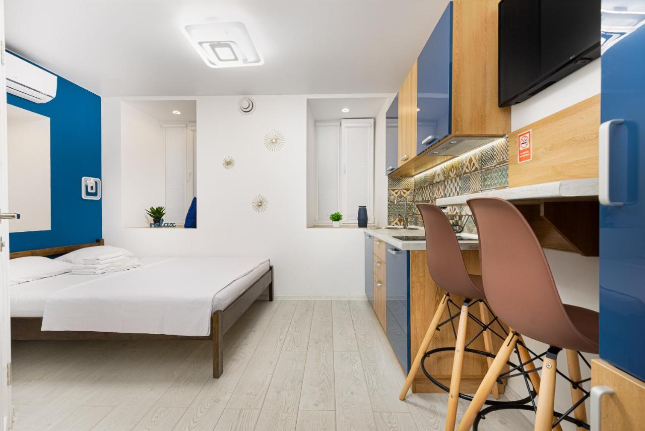 Suites On Chaikovskogo Odessa Buitenkant foto