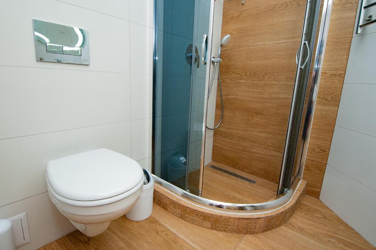 Suites On Chaikovskogo Odessa Buitenkant foto