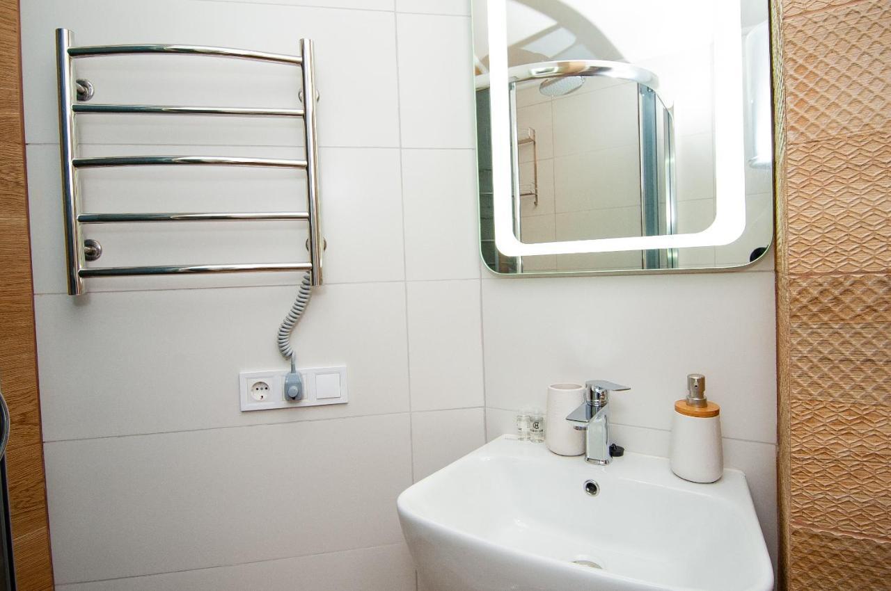 Suites On Chaikovskogo Odessa Buitenkant foto